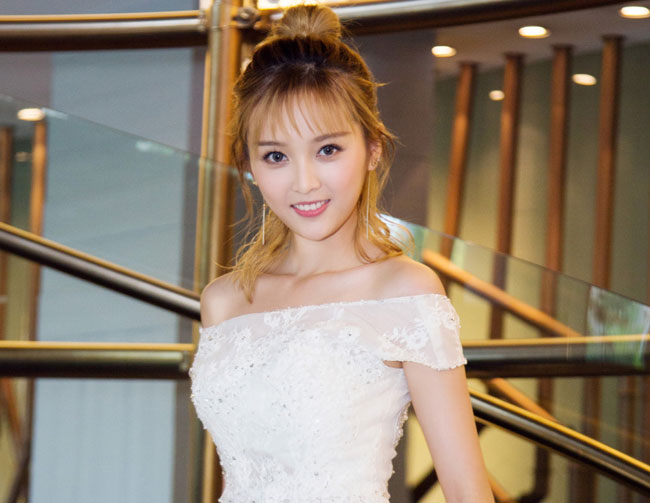 创造101吴宣仪年龄身高个人资料 宇宙少女吴宣仪成创造101人气王