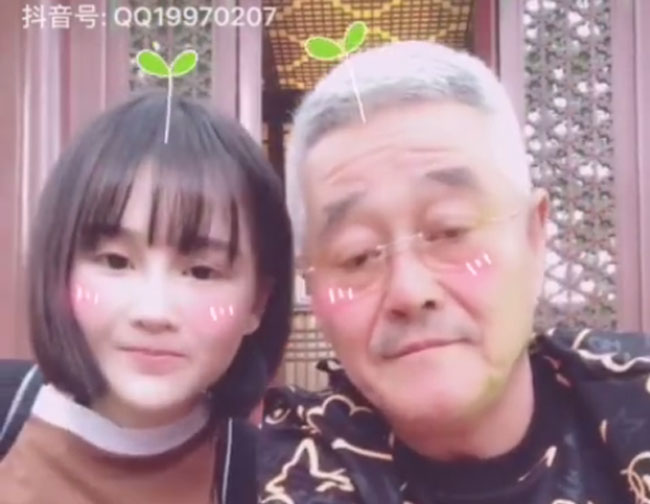 抖音小球球吖是谁真名叫什么 小球球吖个人资料男朋友是谁被扒