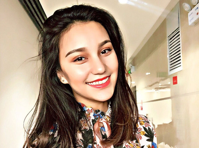最优的我们夏衣旦个人资料简介 95后新疆美少女夏衣旦能歌善舞