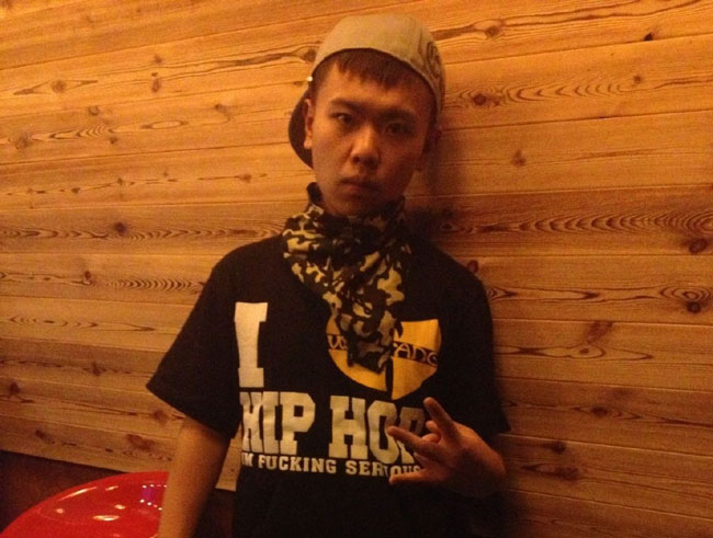 com/lilandyhiphop公司:深蓝儿童代表作:《单孤》《释放》熟悉小安迪