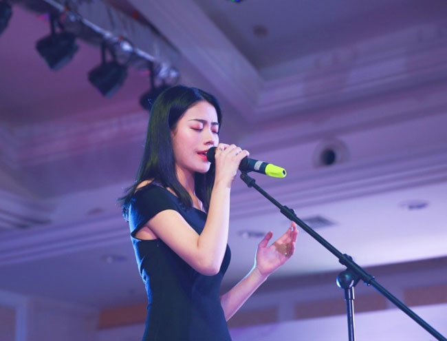 长沙余声乐队杨晓蕾个人资料胸围介绍模特杨晓蕾微博性感照片曝光