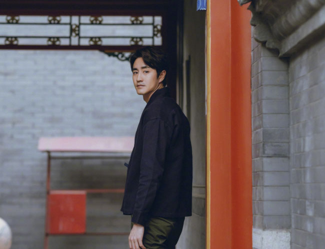 杨玏父亲杨立新母亲是谁 详细个人资料简历曝光女朋友是谁被扒