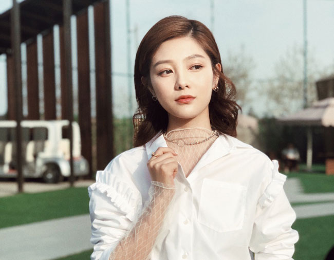 一站到底主持人陈烁是哪里人 详细个人资料背景曝光引关注