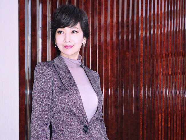 不老女神赵雅芝年龄多大 白娘子赵雅芝为助新人变身骊山圣母