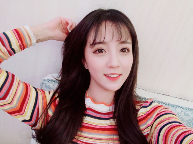 歌手杨凯莉个人资料简介 抖音网红一姐莉哥男朋友是谁被扒