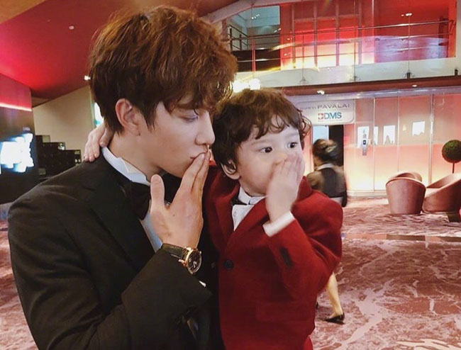 披拉·尼迪裴善官老婆是谁八卦 泰星Mike感情经历被扒儿子身世曝光