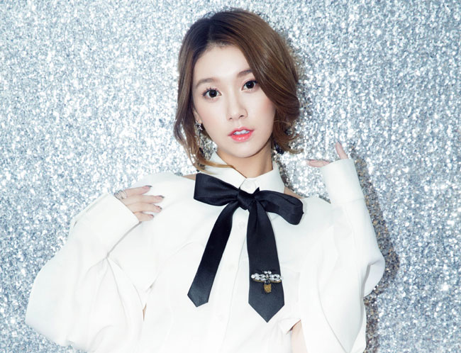 女演员程砚秋男朋友是谁 现改名程砚萩个人资料家庭背景遭扒