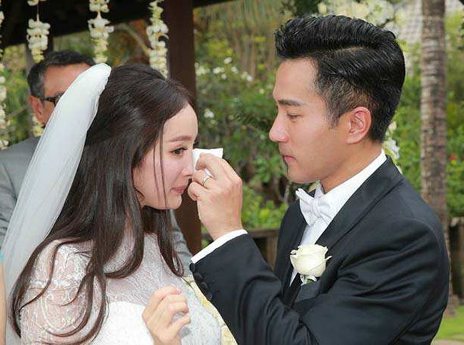 杨幂承认小糯米非亲生是真的吗 绯闻满天飞感情现状受到质疑