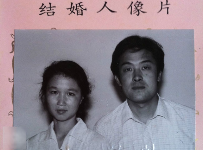 老戏骨李建义的妻子是谁 现实生活中老婆身份曝光原来是她