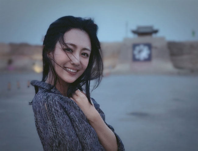 闫露娢什么学历毕业于哪个大学 闫露娢年龄多大八卦男朋友是谁