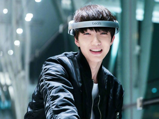 吕绍聪年龄多大了现在在哪个学校昔日网红少年逆袭成演艺圈演员