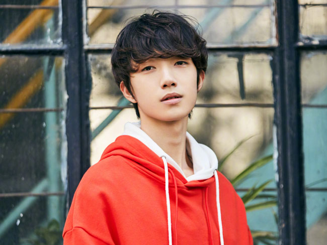 吕绍聪年龄多大了现在在哪个学校昔日网红少年逆袭成演艺圈演员