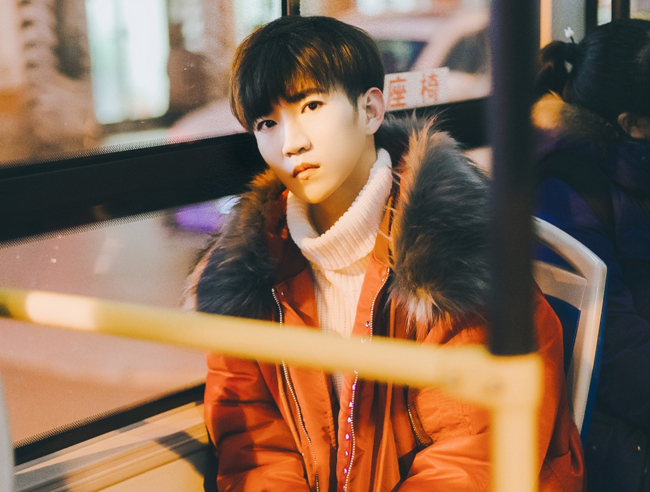 快手网红李少白个人资料简介歌手李少白年龄多大身高多少被扒