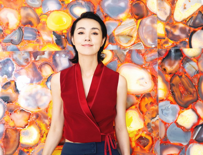 女演员姜宏波个人资料简历 昔日演艺经历以及感情状况揭秘