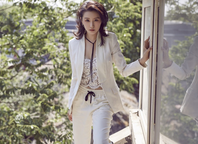 武笑羽虽然并没有大红大紫,但是她先后所塑造的正阳门下小女人中的徐