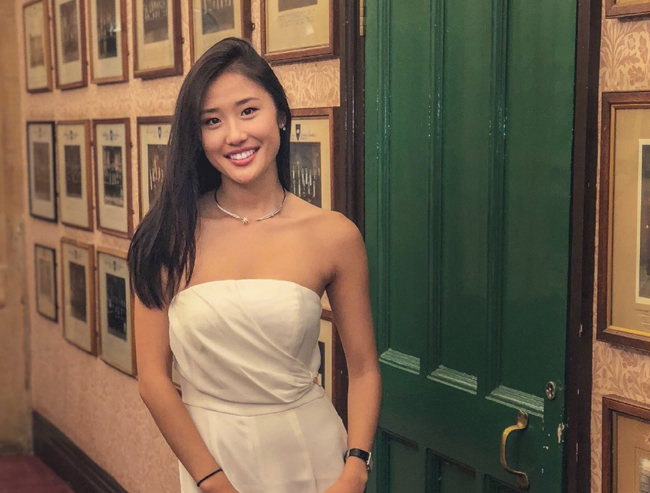 牛津大学华裔女辩手赛茜 cecilia:父母背景揭秘及个人资料详解