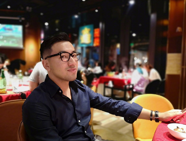 马克malik真实姓名哪里人 网红马克malik很有钱吗家庭背景揭秘