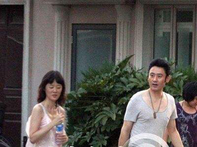 吴秀波现任老婆名字叫什么 雅痞大叔对于老婆信息闭口不谈