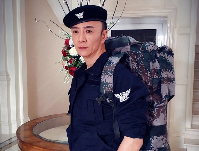 张一龙个人资料简介曝光原名张岩老婆叫什么名字遭起底