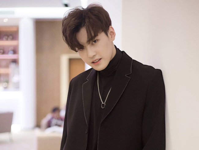 嘉羿在什么大学 嘉羿原名叫什么黑料有哪些被扒