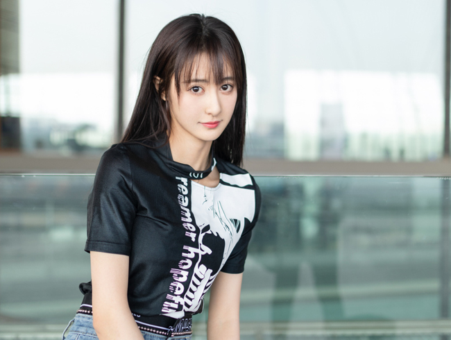 马泽涵个人简介原名叫什么 马泽涵性感照片及艺术写真曝光