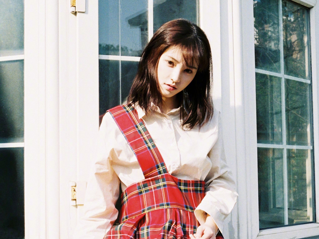 黄灿灿割双眼皮是真的吗 樱花女神为什么变丑了整容了吗起底