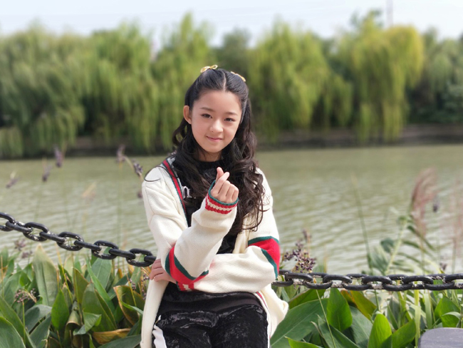 黄杨钿甜是谁的儿女父母是谁 童星小演员黄杨钿甜怎么出道的被扒