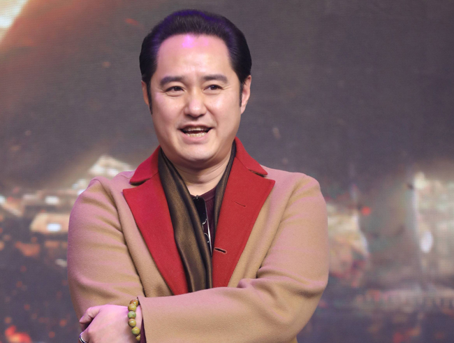 冯雷老婆朱静的照片被扒 生活中冯雷老婆朱静和孩子真的吗揭秘