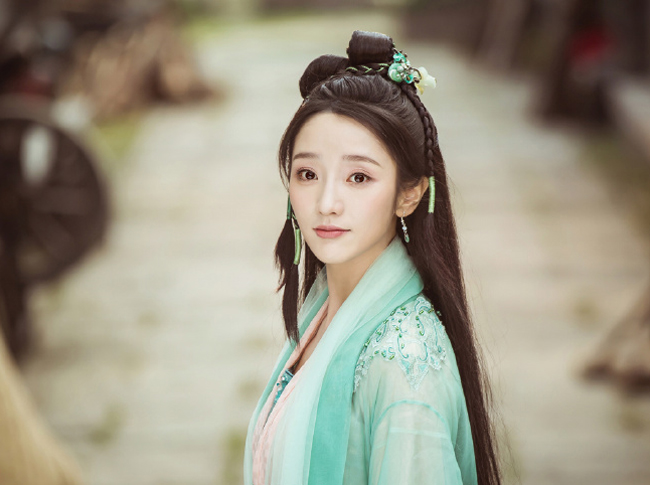 肖燕是怎么当上演员的 女演员肖燕哪里人个人资料简介