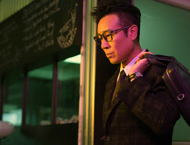 于和伟植发了没有 于和伟植发图怎么回事真假揭秘