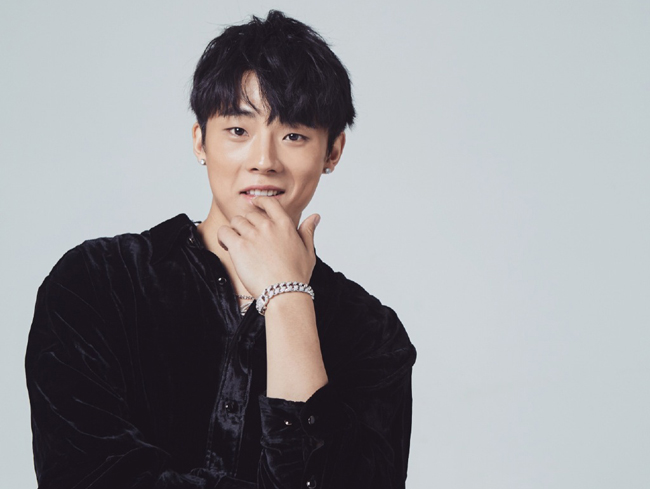 高嘉朗与高家宁是否为同一人：揭秘高嘉朗的出生地及年龄背景介绍