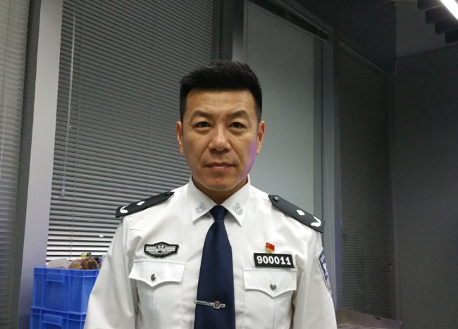 赵岩松哪里人真实年龄多大 他是哪一年出生的个人资料起底