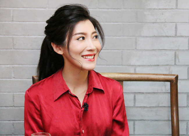 许歌和张棪琰好像什么关系许歌撞脸张棪琰照片对比曝光