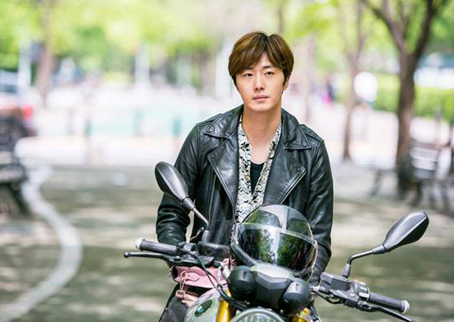 丁一宇爸爸上海生意真的吗 丁一宇为啥隐退两年背后真相遭扒