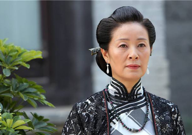 刘晨霞的老公是谁 详细个人资料简历及年轻照片曝光