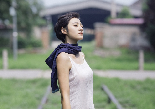 演员南吉是单眼皮吗 小斯琴高娃个人资料简介白衣写真