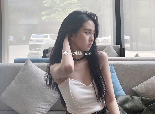 明日之子3刘珊个人资料年龄简介 她曾是节目变形计当中的假小子