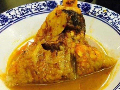 男子送咸肉粽被退婚？是谁的错