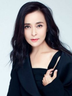 黄志忠现任老婆是谁个人资料，曾和何音在一起13年离婚现在怎么样了