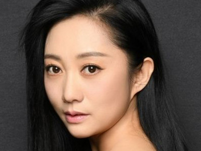 乐坛女歌手原子飞资料，出道多年如今生子退圈！