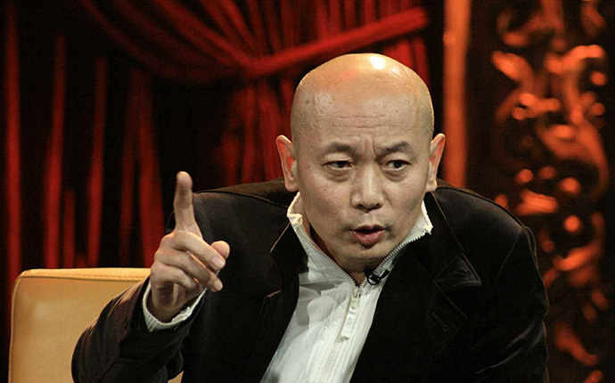 葛优《两只老虎》片场扇搭档，为何网友却拍手叫好