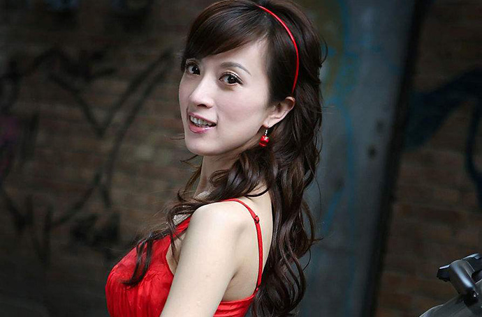 金巧巧与其老公个人资料被扒！没想到如今这么幸福！