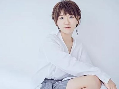 民谣歌手谢春花走红之路起底，被网友围观称忘恩负义原因是？