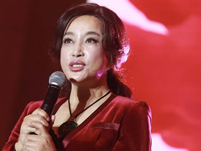 刘晓庆姜文昔日情人再度聚首，二人分手原因曝光