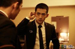 张天阳出道经历起底，有颜值有演技为何就是不火？