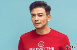 杨烁爸爸去哪儿教育引争议，军事化教育被批过于严厉