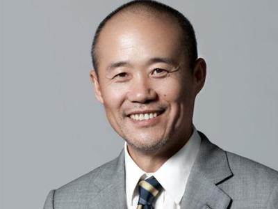 万科总裁王石婚史揭秘，两段婚姻前妻再次被议论！