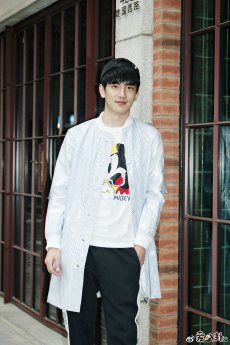 新人演员王禹皓资料解析， 还没毕业就出道？
