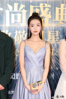孙嘉琪外号为何叫“另妖”，狐友校花十强资料遭扒！