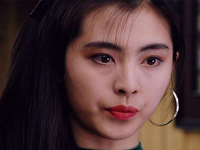 王祖贤退圈后生活现状不如意？女神变为路人大妈！